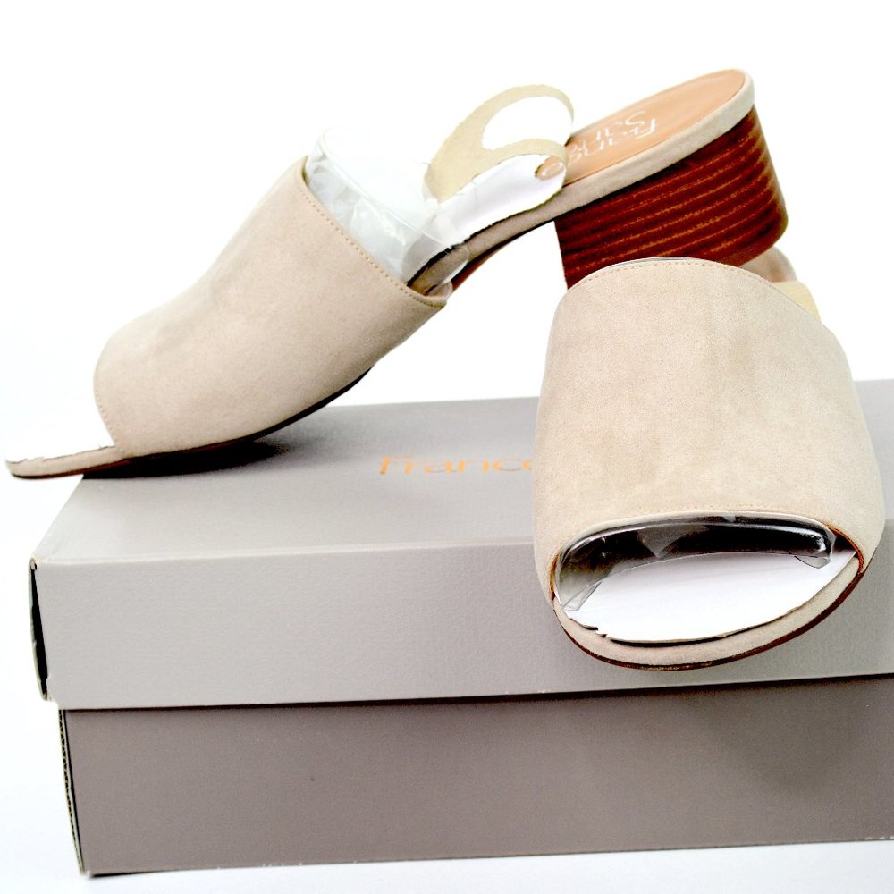 NWT FRANCO SARTO TEMPEST BLOCK HEEL MUELS  SANDALS TAUPE  SIZE 10M